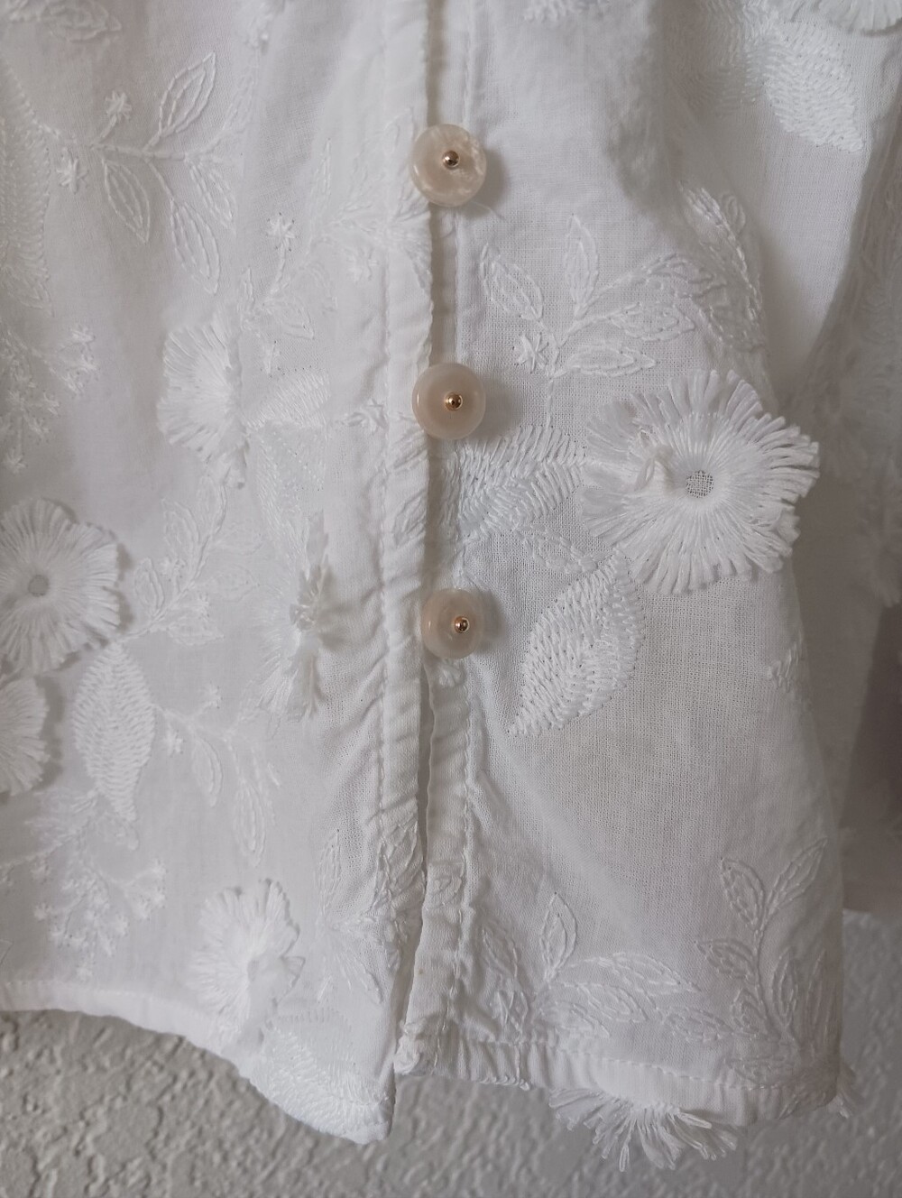Nanette Lepore White Floral Embroidered Summer Blouse 3/4 Sleeve Size Medium - Picture 5 of 8